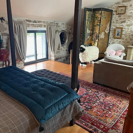 A La Guiniere * Couëron