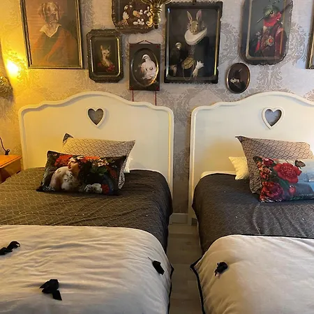 A La Guiniere 펜션 *